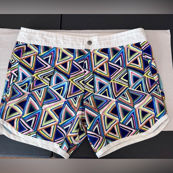 Mr Turk Geometric Patterned Men’s Swim Trunks/Shorts Size 32 - Picture 3 of 11